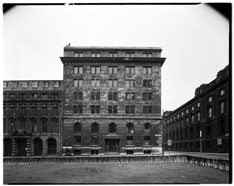 https://d33k3t-davidrowanorg-2053.site.tb-hosting.com/files/gimgs/21_gt-charles-st-view-of-----buliding-12-april-1964.jpg