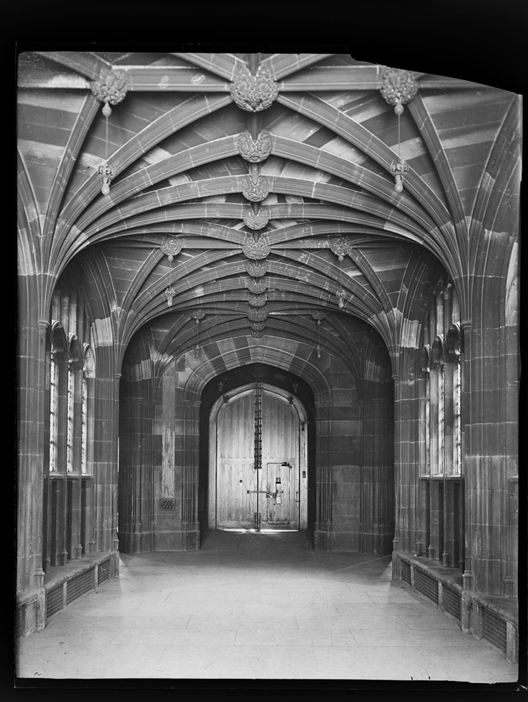 https://d33k3t-davidrowanorg-2053.site.tb-hosting.com/files/gimgs/54_ke-archive-extra-large-glass-plate-negatives----lower-corridor-looking-south.jpg