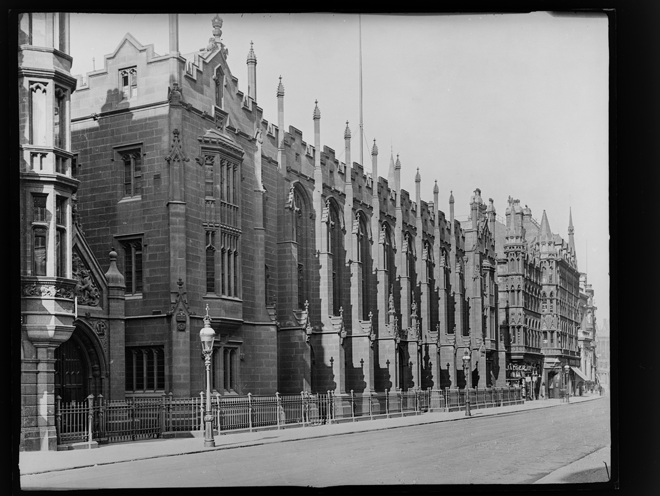 https://d33k3t-davidrowanorg-2053.site.tb-hosting.com/files/gimgs/54_ke-archive-extra-large-glass-plate-negatives----new-st-school-exterior.jpg